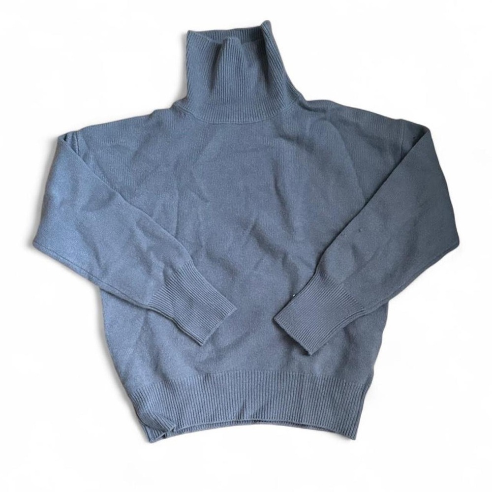 Light Blue/Grey high neck sweater, Size Medium